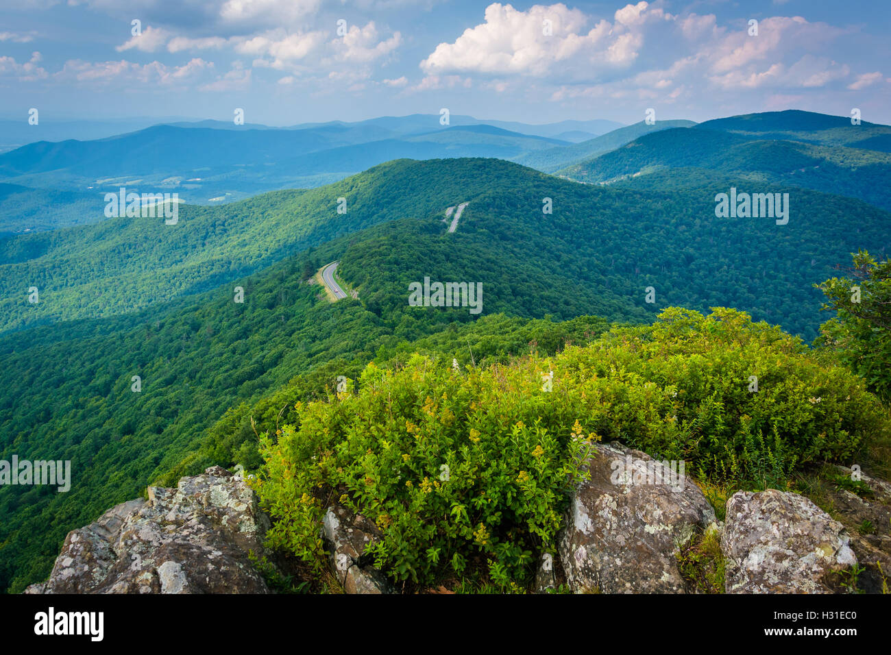 View of the Blue Ridge Mountains and Skyline Drive from Little Stony Man Cliffs, in Shenandoah National Park, Virginia. Stock Photo