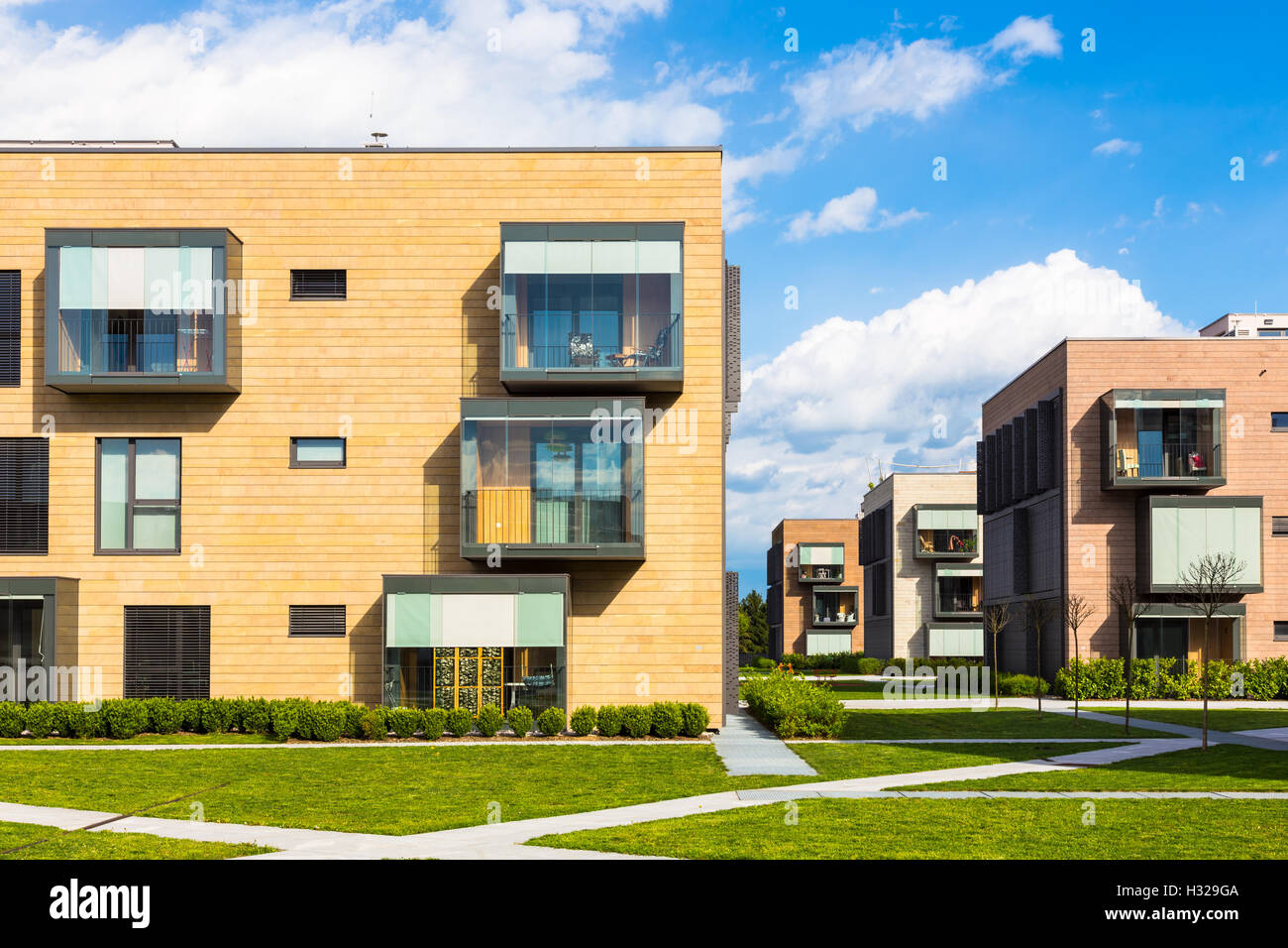 Modern residential architecture Stock Photo - Alamy