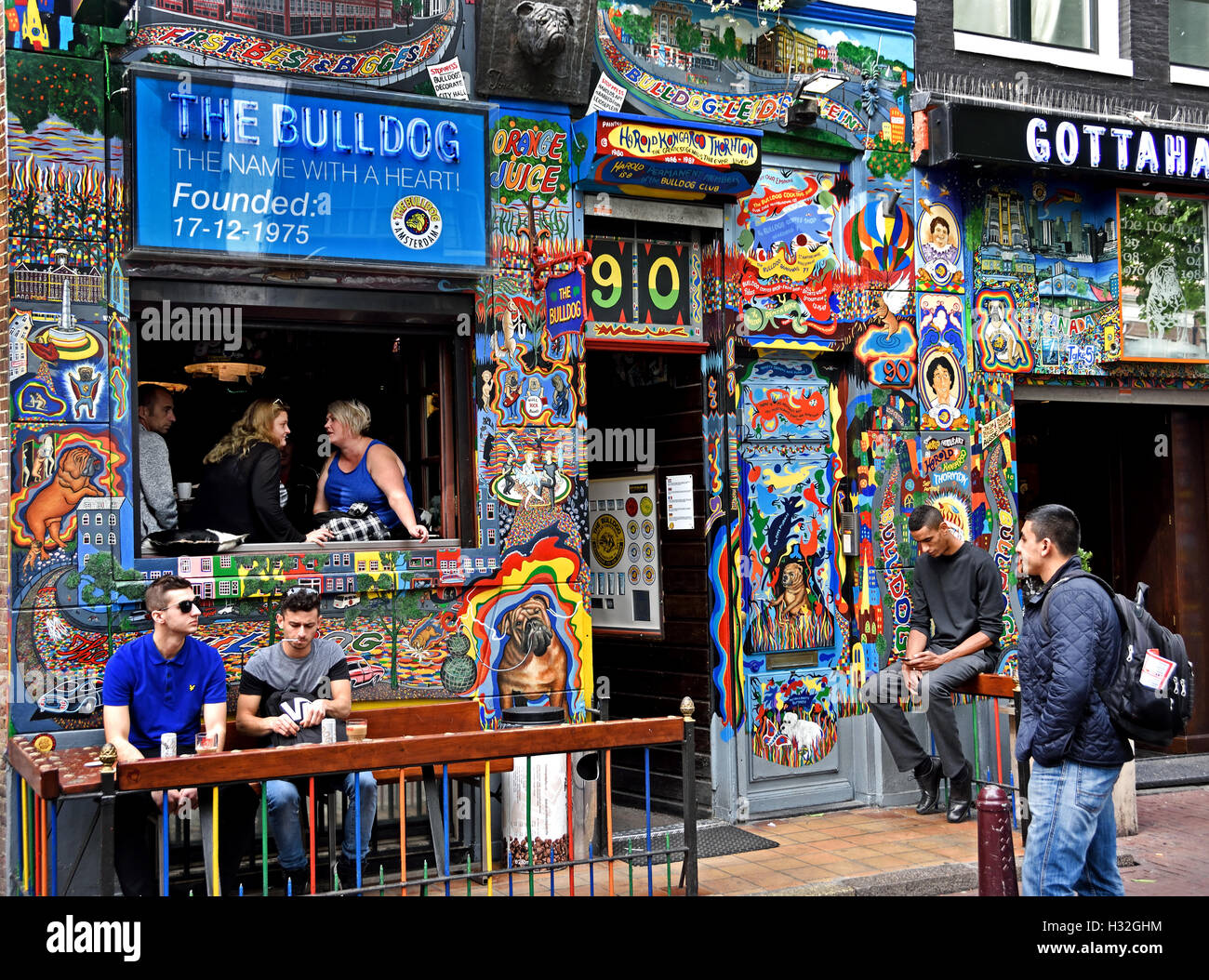 The Bulldog Amsterdam Coffee Shop Joint Hashish Cannabis Marijuana H32GHM 