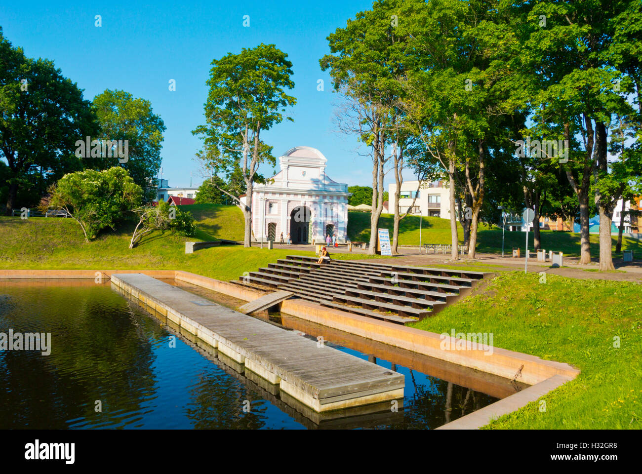 Pärnu vallikäär, the moat park, with Tallinna Värav, Tallinn gate,  Parnu, Estonia, Baltic States, Europe Stock Photo
