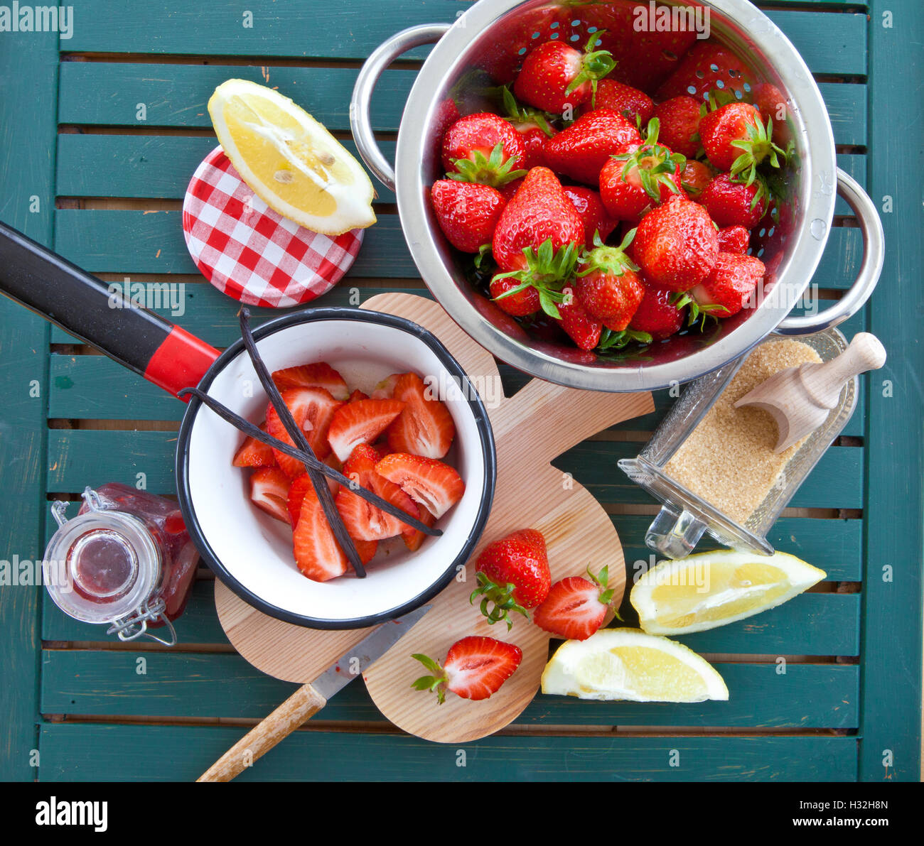 Cooking jam with fresh strawberries Stock Photo - Alamy