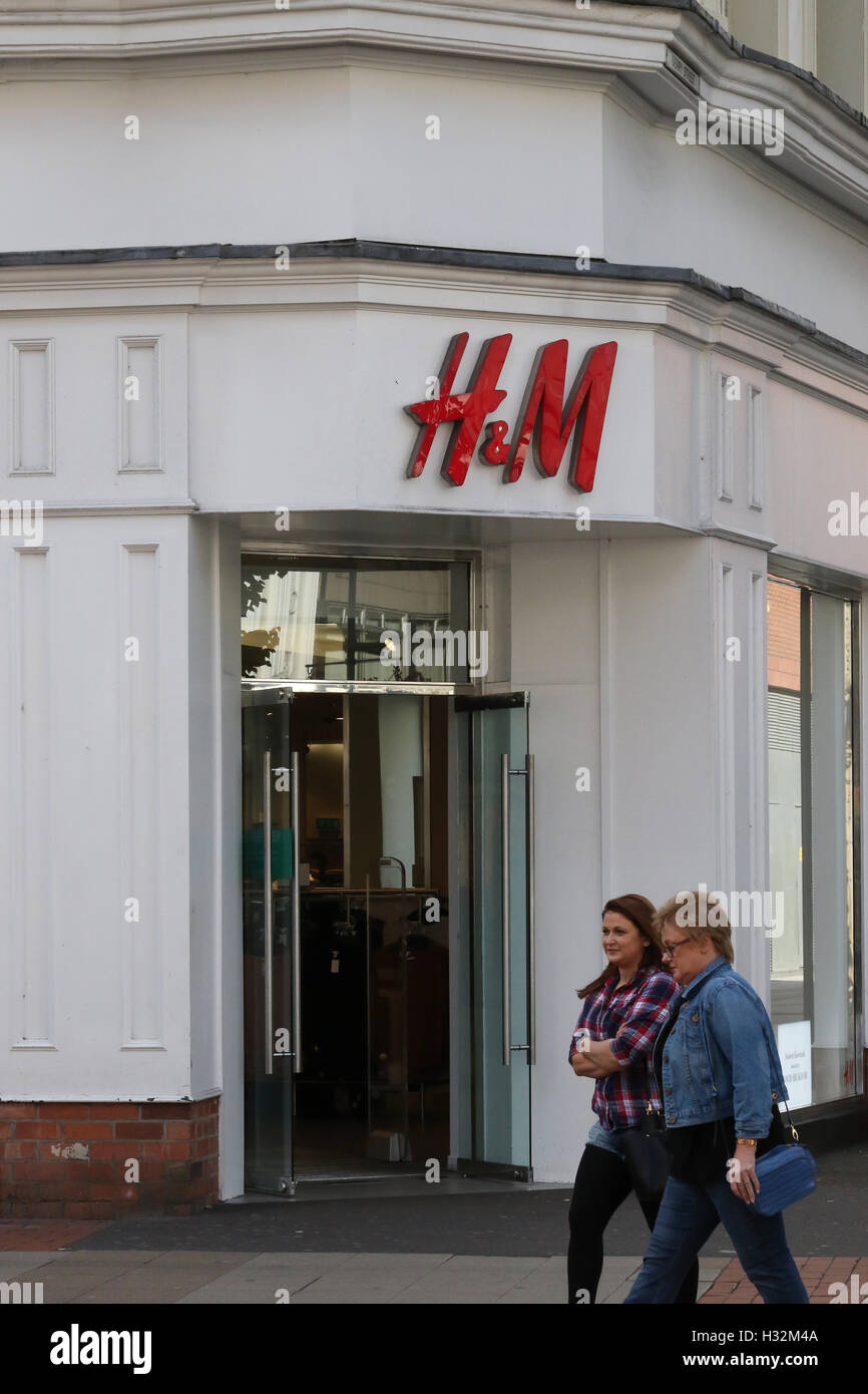 The H&M store in Royal Avenue, Belfast, Northern Ireland Stock Photo - Alamy