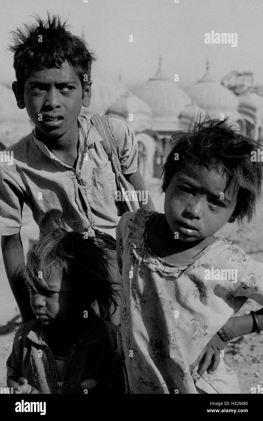 children in india brian mcguire Stock Photo - Alamy