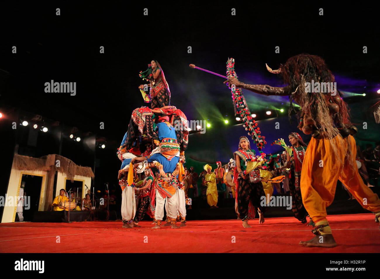 Folk Dance, Gujarat, India Stock Photo Alamy