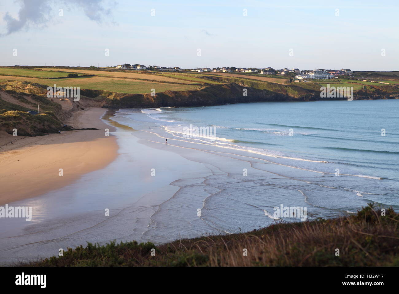 PENTIRE, NEWQUAY, CORNWALL, UK - OCTOBER 3, 2016: Early morning views along Pentire in Newquay, and out over the River Gannel Stock Photo