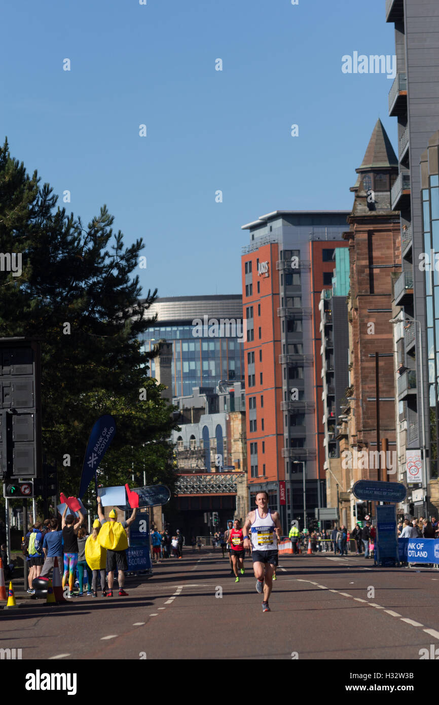 Runners on 10k and half Marathon during Great Scottish run in Glasgow
