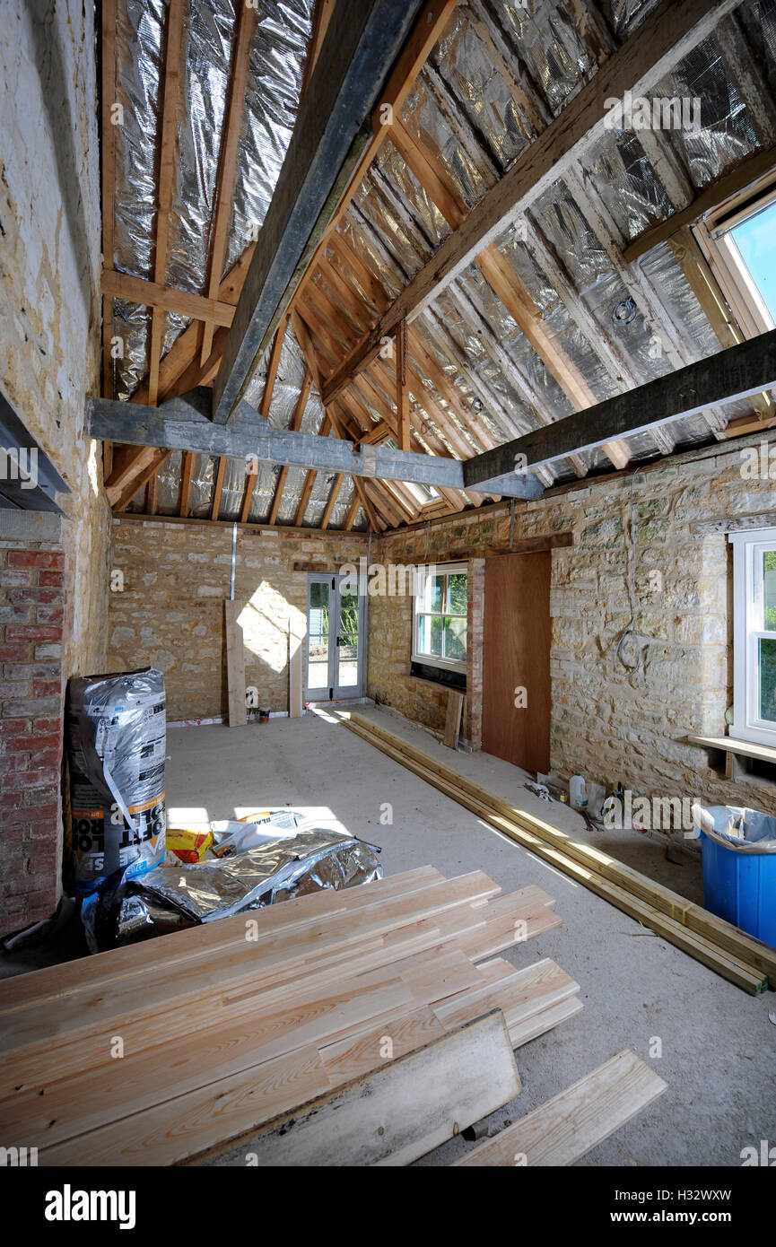 Barn conversion uk hi-res stock photography and images - Alamy