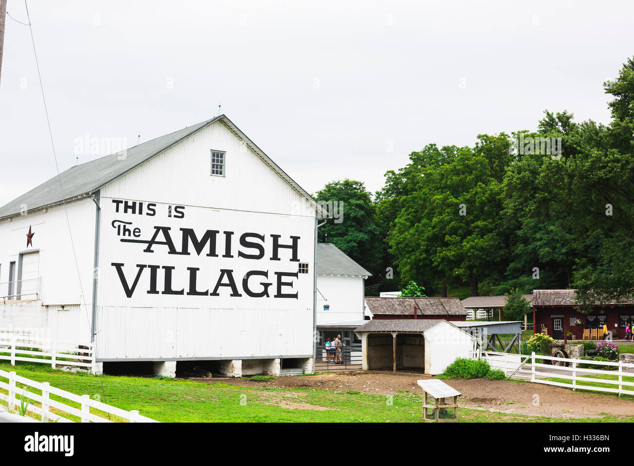 Amish Village building Stock Photo Alamy