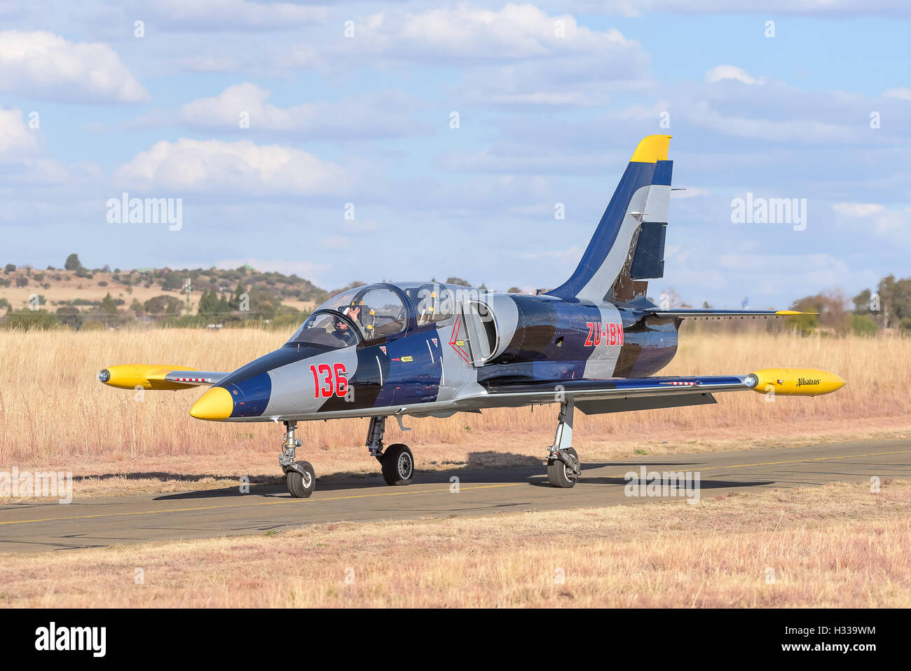 L 39 albatros hi-res stock photography and images - Alamy