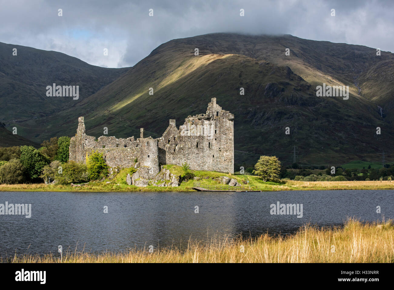 Kilchurn Castle ruin along Loch Awe, Argyll and Bute, Scotland, UK Stock Photo