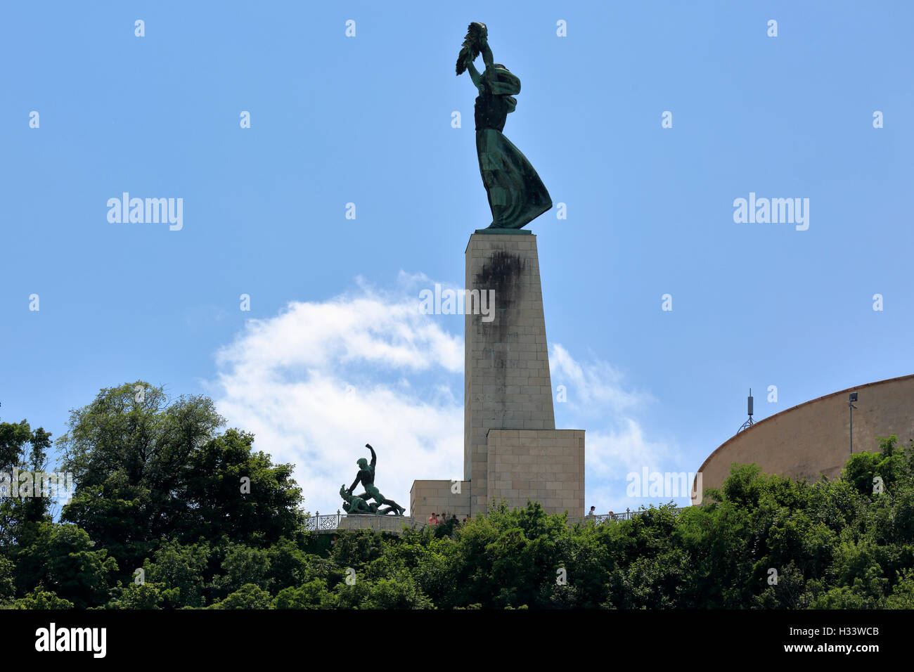 Gellertberg mit Freiheitsdenkmal, Freiheitsstatue von Zsigmond Kisfaludi-Strobl in Budapest, Mittelungarn, Ungarn Stock Photo