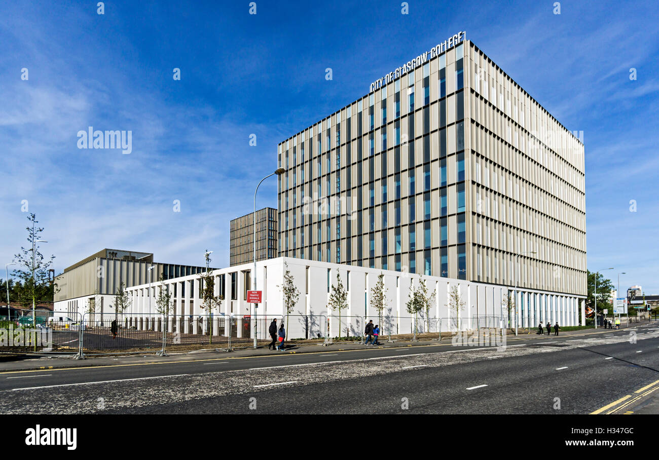 city-of-glasgow-college-riverside-campus-by-crown-street-at-the-river