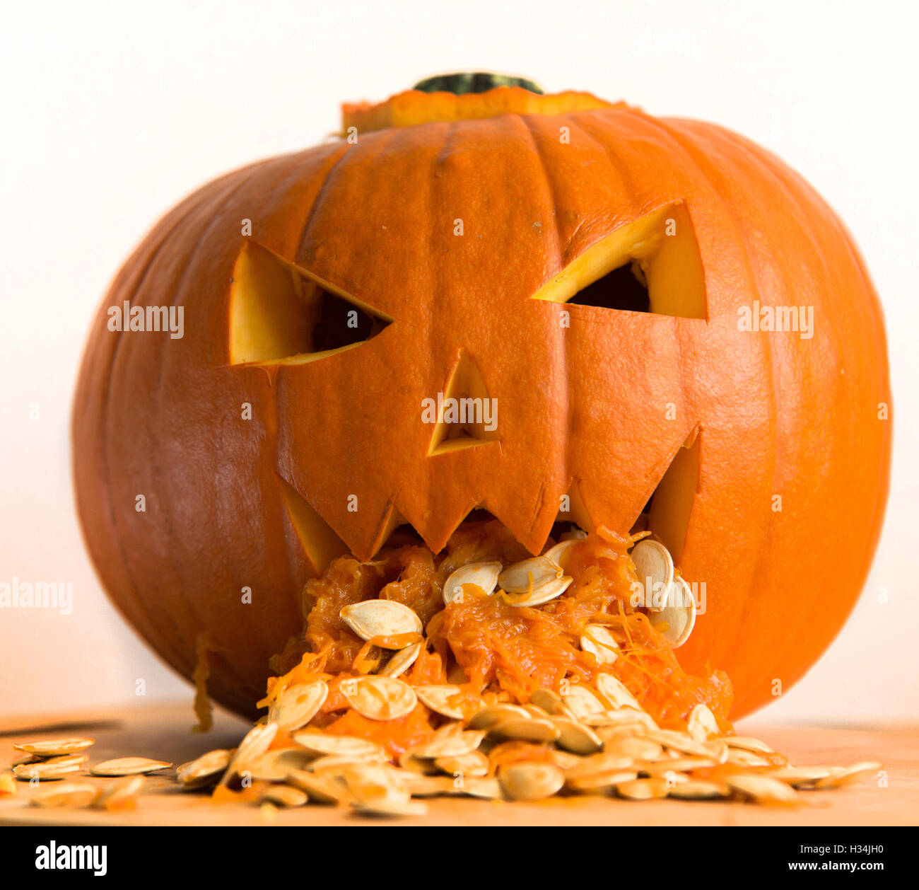 puking-pumpkin-version-832
