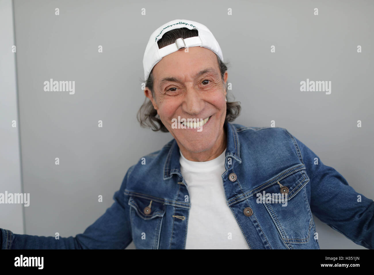 Albert hammond hi-res stock photography and images - Alamy