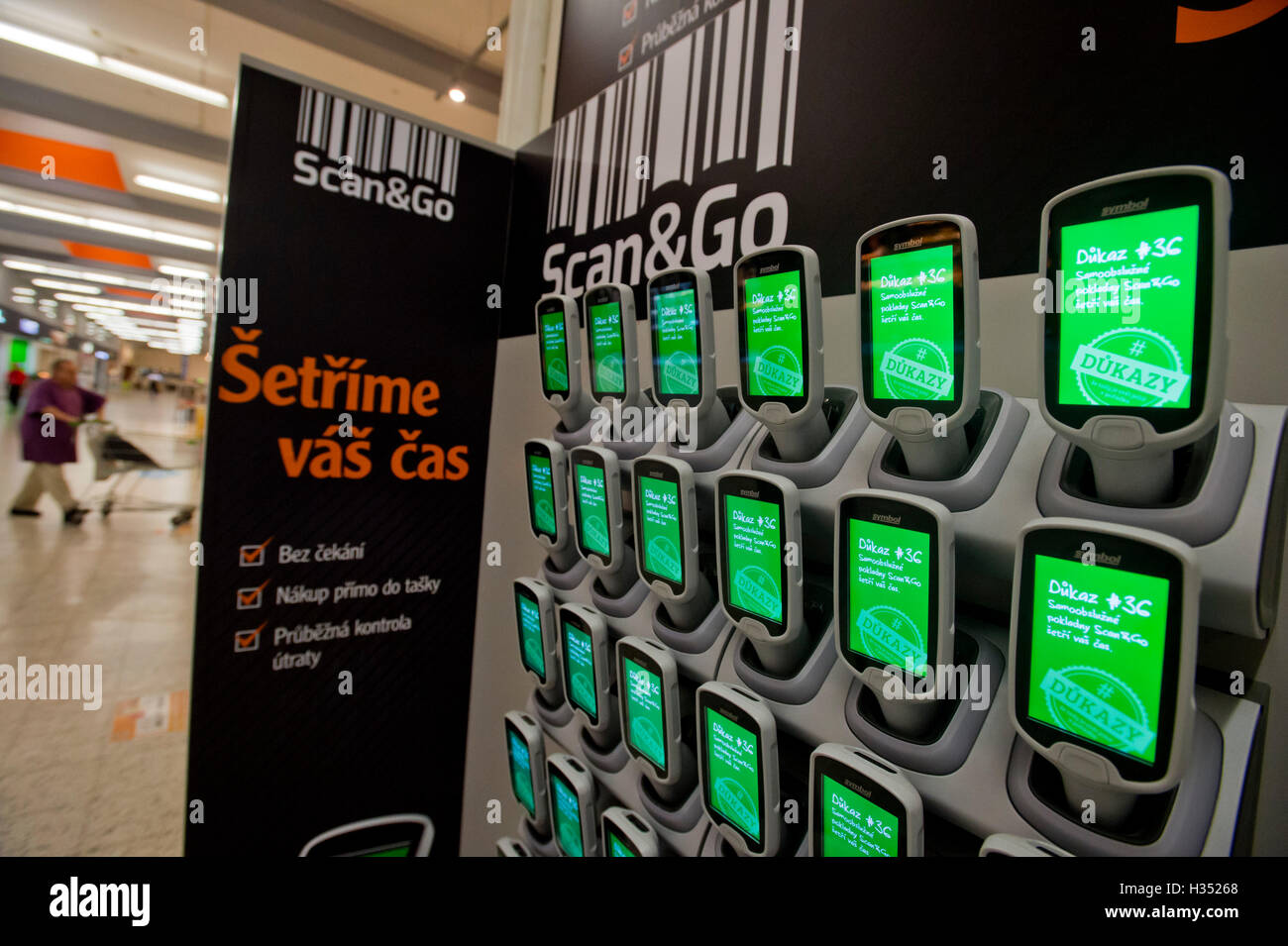 Prague, Czech Republic. 04th Oct, 2016. Globus stores will be equipped