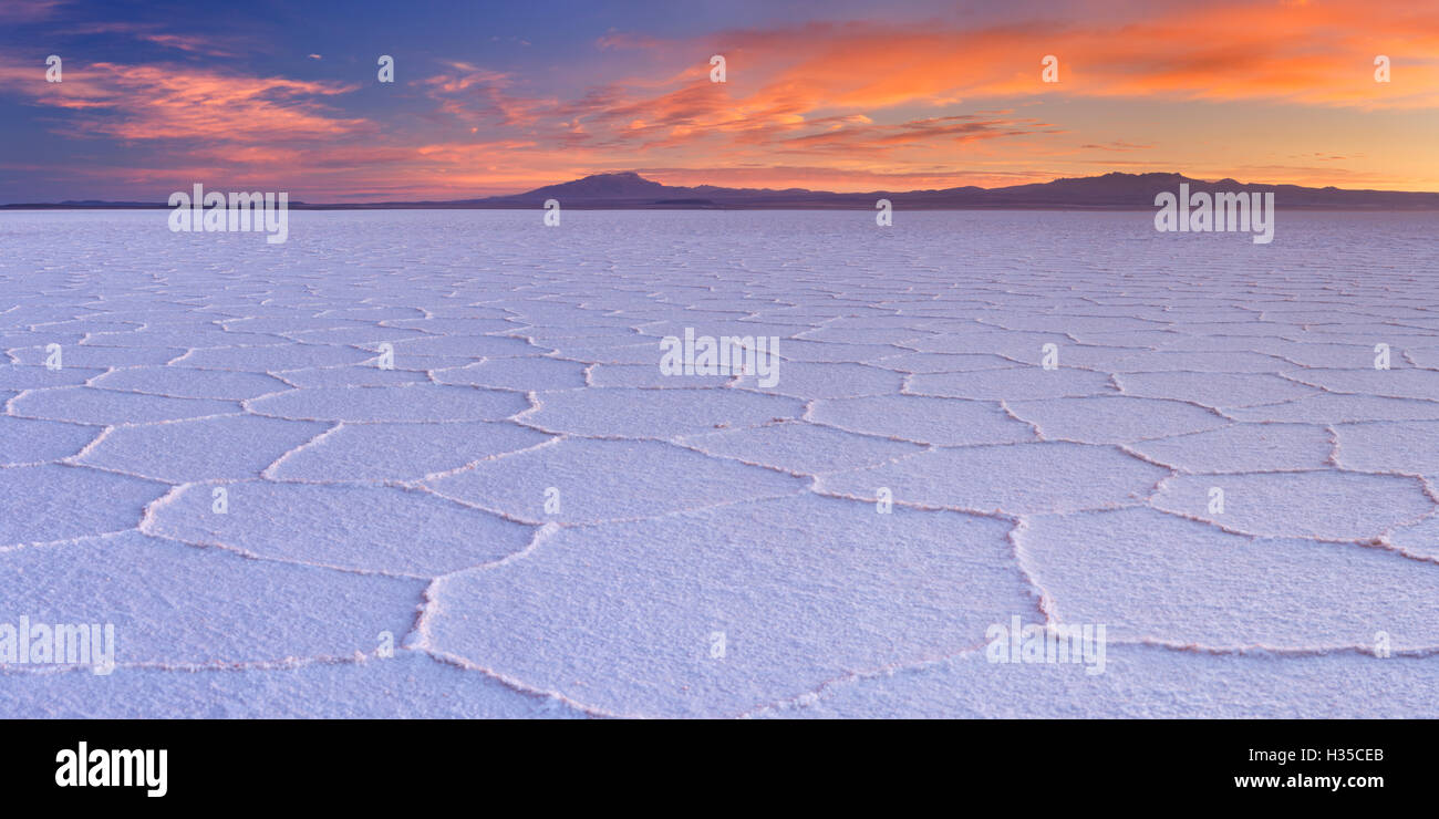 The world's largest salt flat, Salar de Uyuni in Bolivia, photographed ...