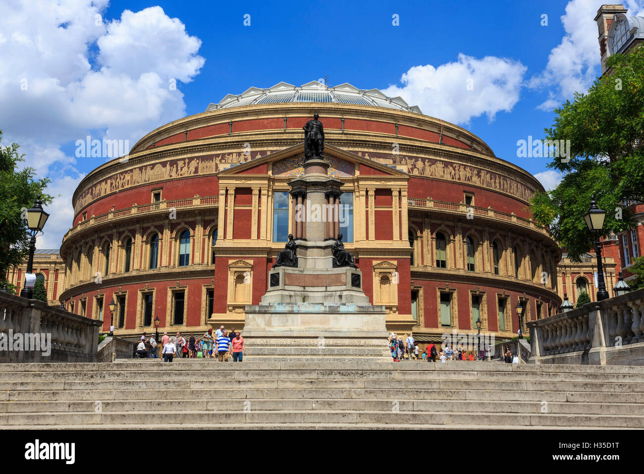 Royal Albert Hall exterior with Prince Albert statue, summer, South Kensington, London, England, United Kingdom, Europe Stock Photo