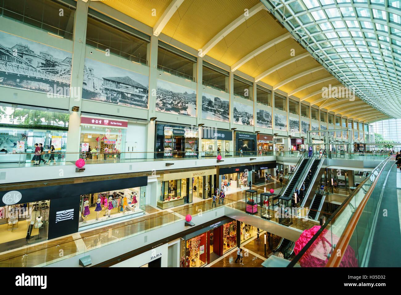 The Shoppes at Marina Bay Sands, Singapore's largest shopping mall in Marina Bay, Singapore, Southeast Asia, Asia Stock Photo