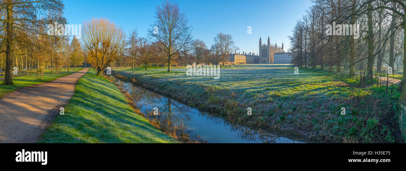 King's College Chapel, Cambridge University, The Backs, Cambridge ...