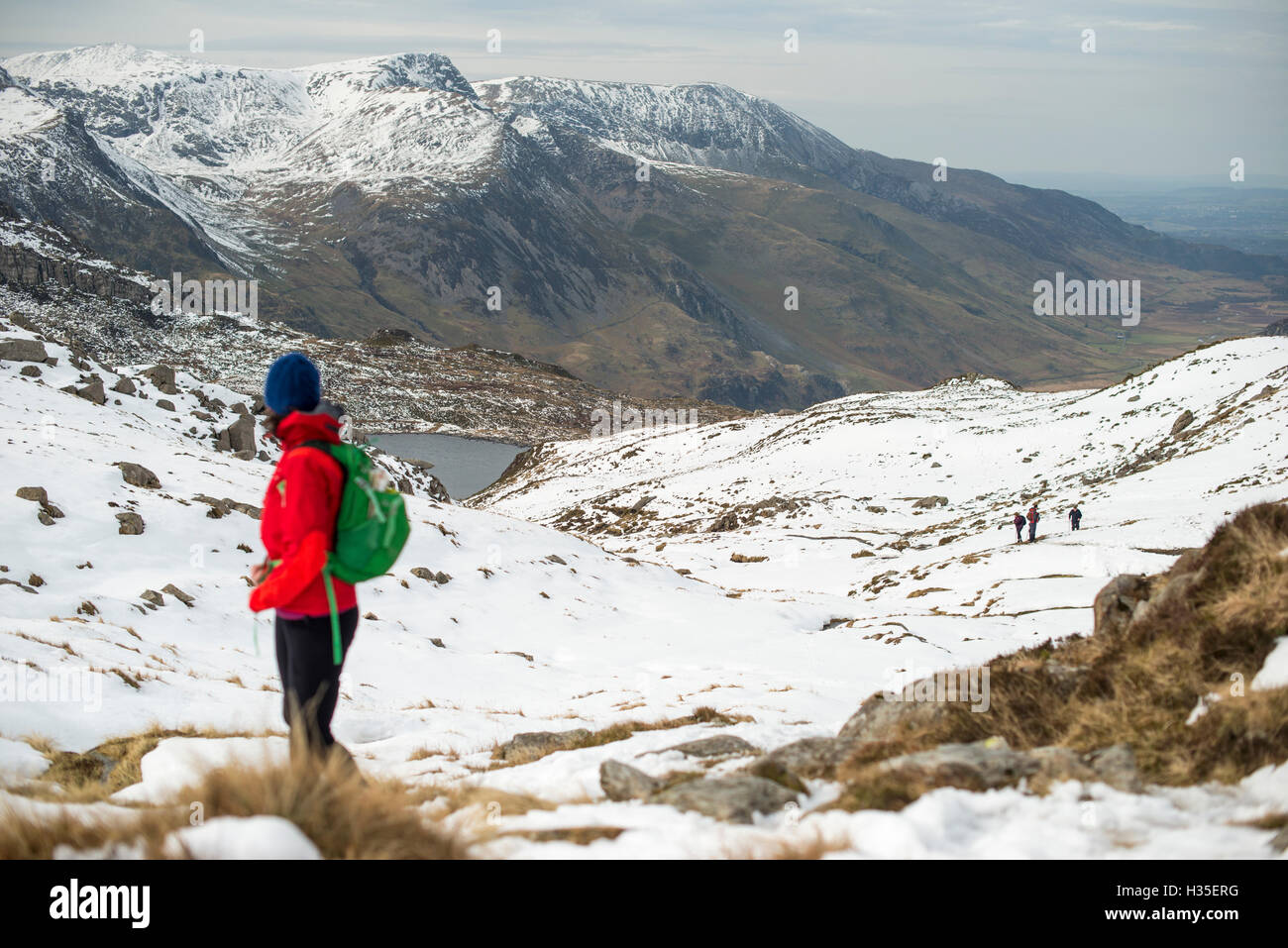 Trekking the trail towards Tryfan in Snowdonia, Wales, UK Stock Photo