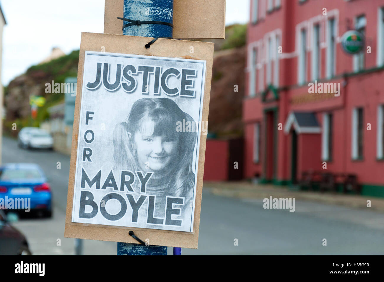 Poster proclaiming Justice for Mary Boyle the six year-old girl who disappeared from her grandparents' home outside Ballyshannon Stock Photo