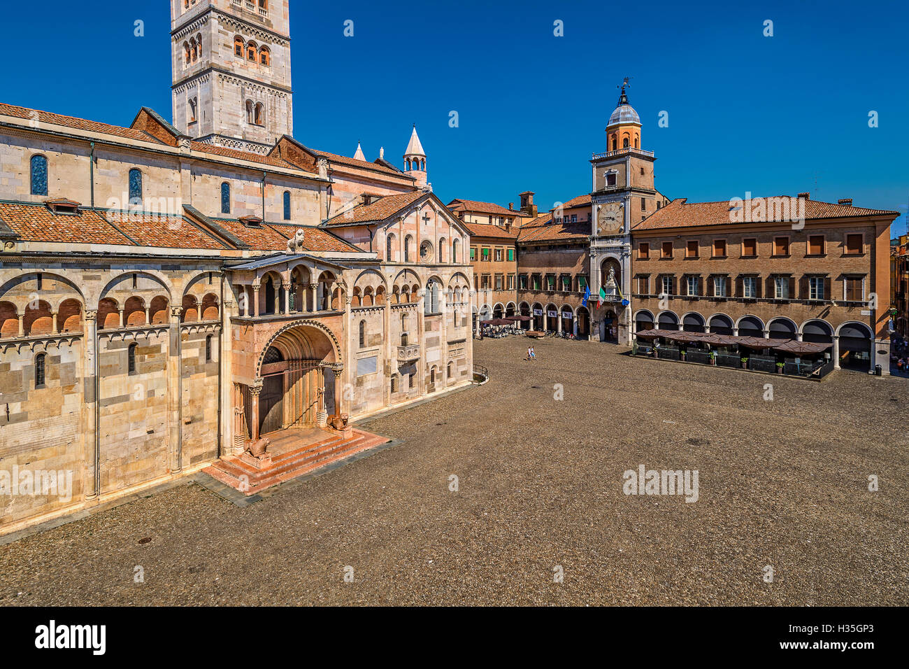 Italy Emilia Romagna Modena Piazza Grande Cathedral Unesco Site Stock Photo Alamy