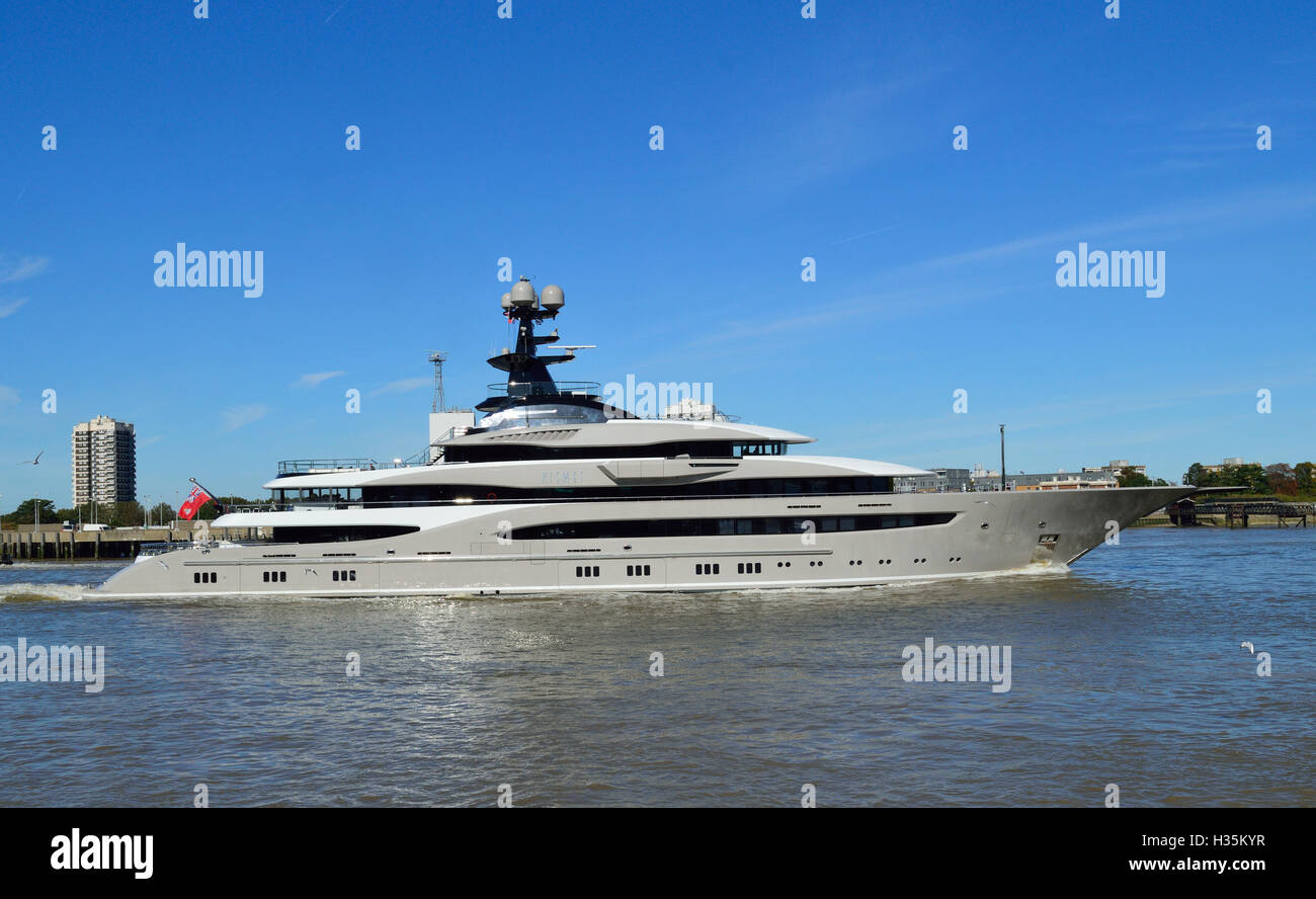 Kismet yacht hires stock photography and images Alamy