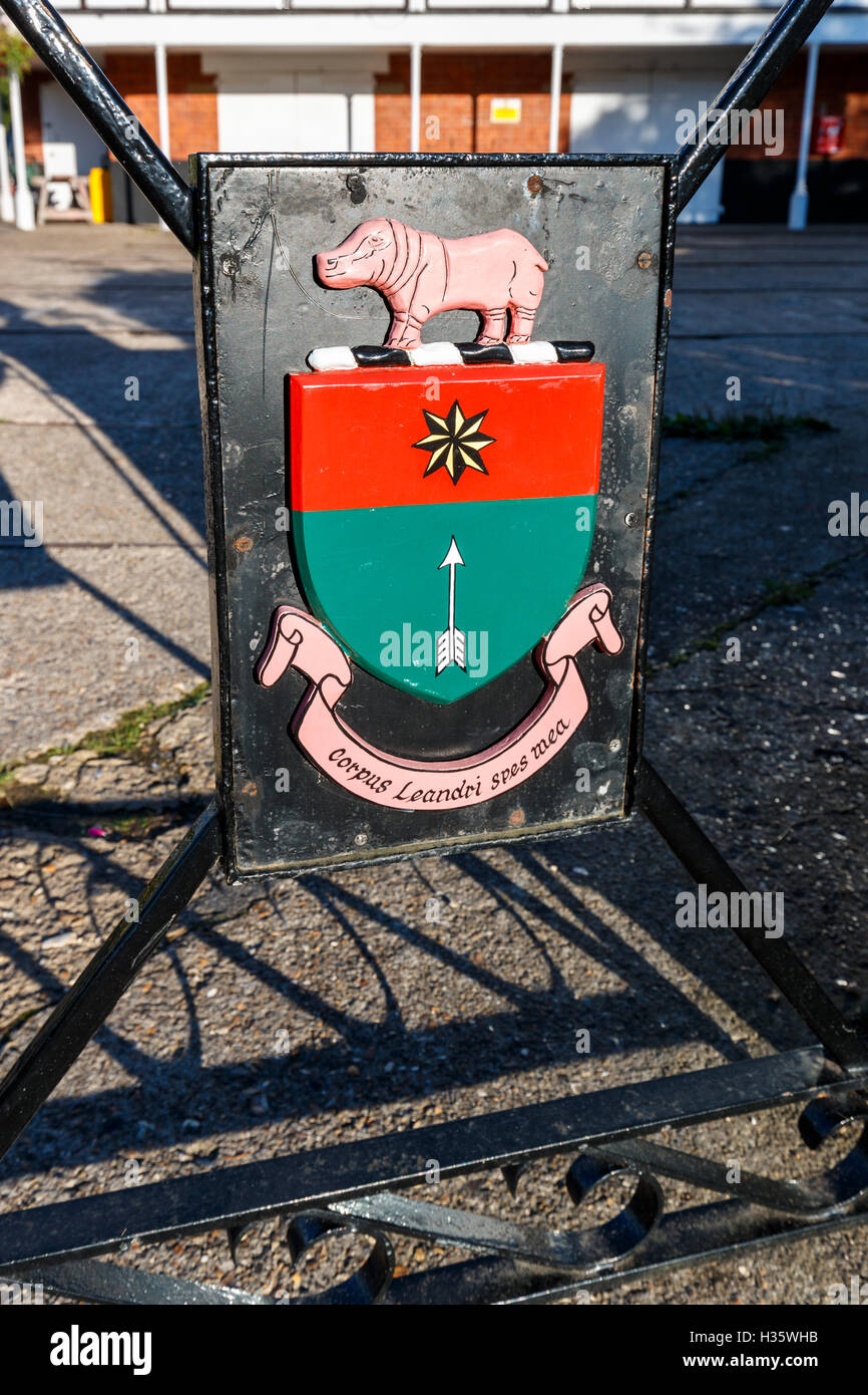 leander club tie