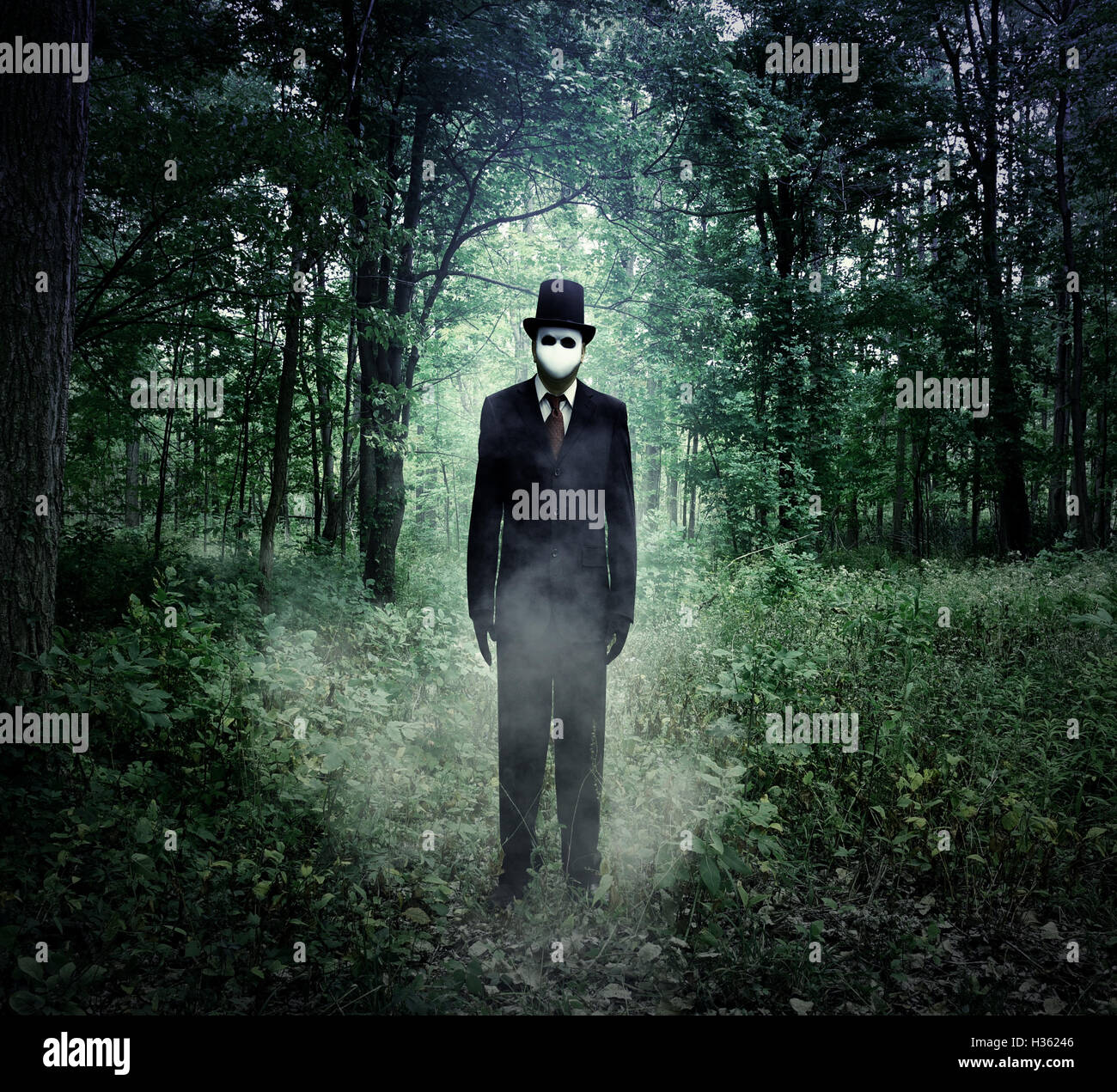 images Woods At Night Scary https www alamy com stock photo a scary tall man in a black suit is standing in the dark woods at 122449942 html