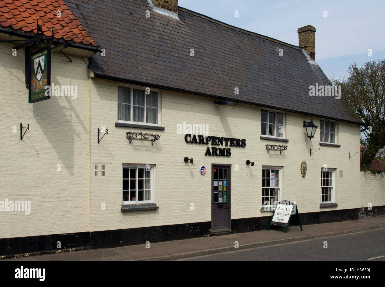 Carpenters Arms High Resolution Stock Photography and Images Alamy