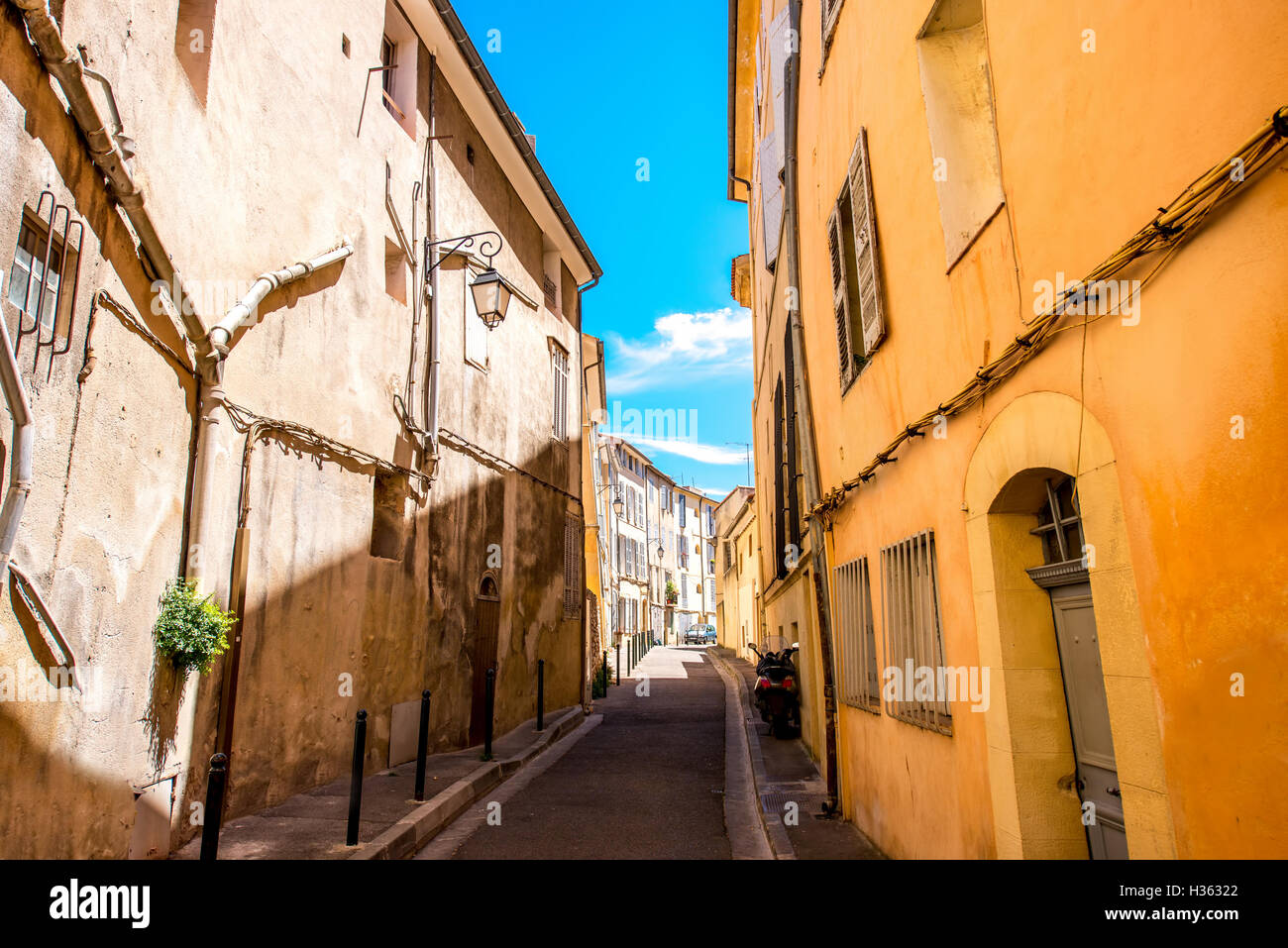 Aix en provence provence france architecture hi-res stock photography ...