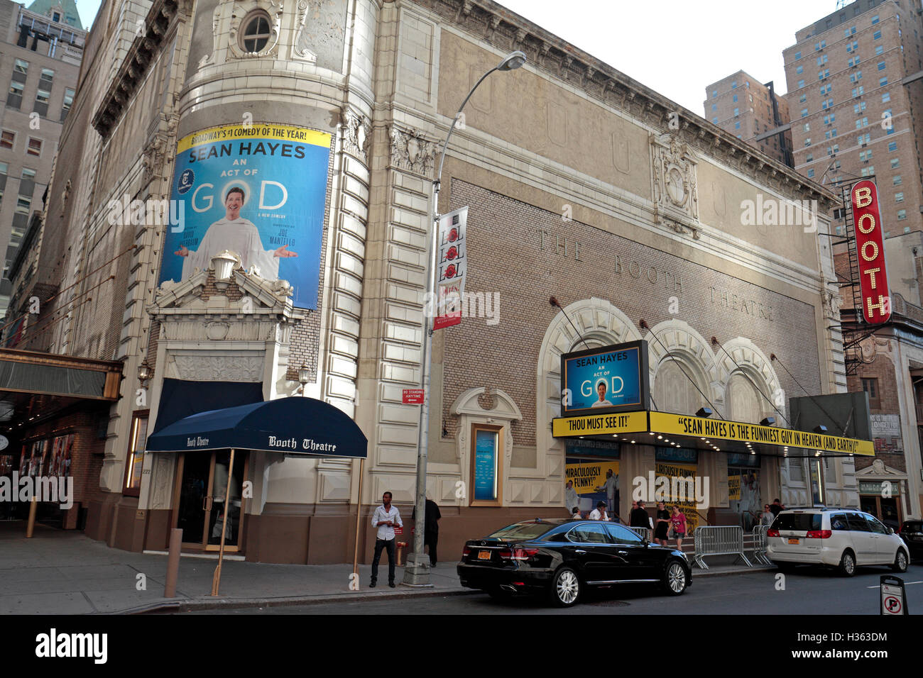 The booth theater broadway hi-res stock photography and images - Alamy