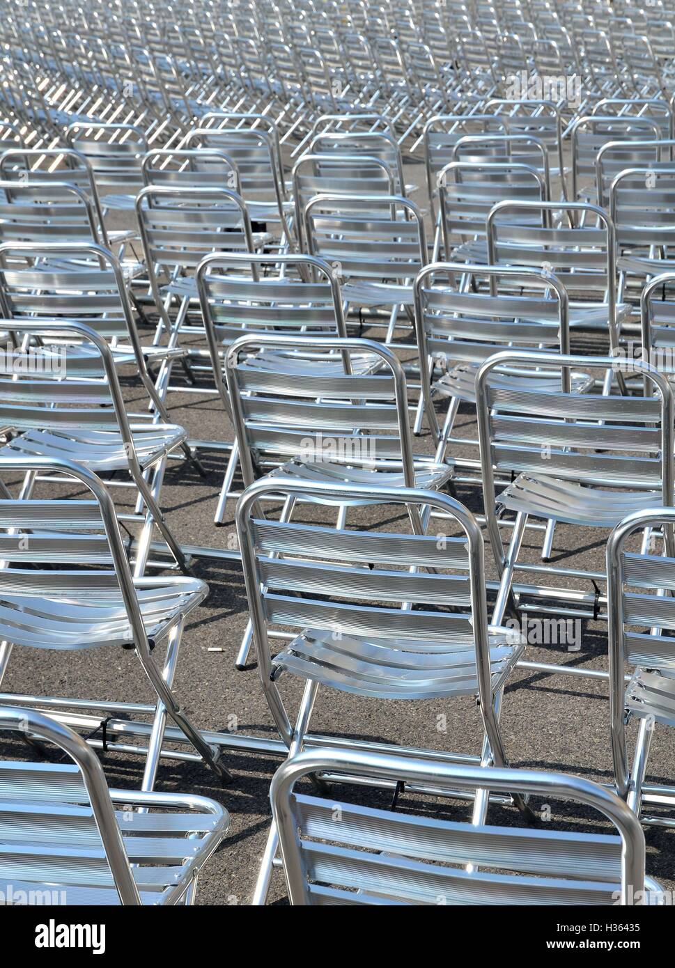 Chair meeting hires stock photography and images Alamy