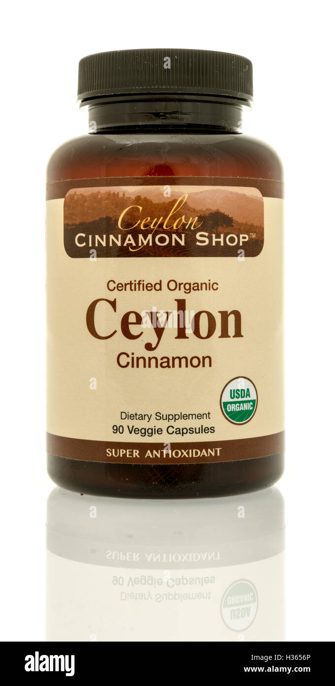 Winneconne, WI - 7 September 2016:  Bottle of Ceylon organic cinnamon capsules on an isolated background. Stock Photo