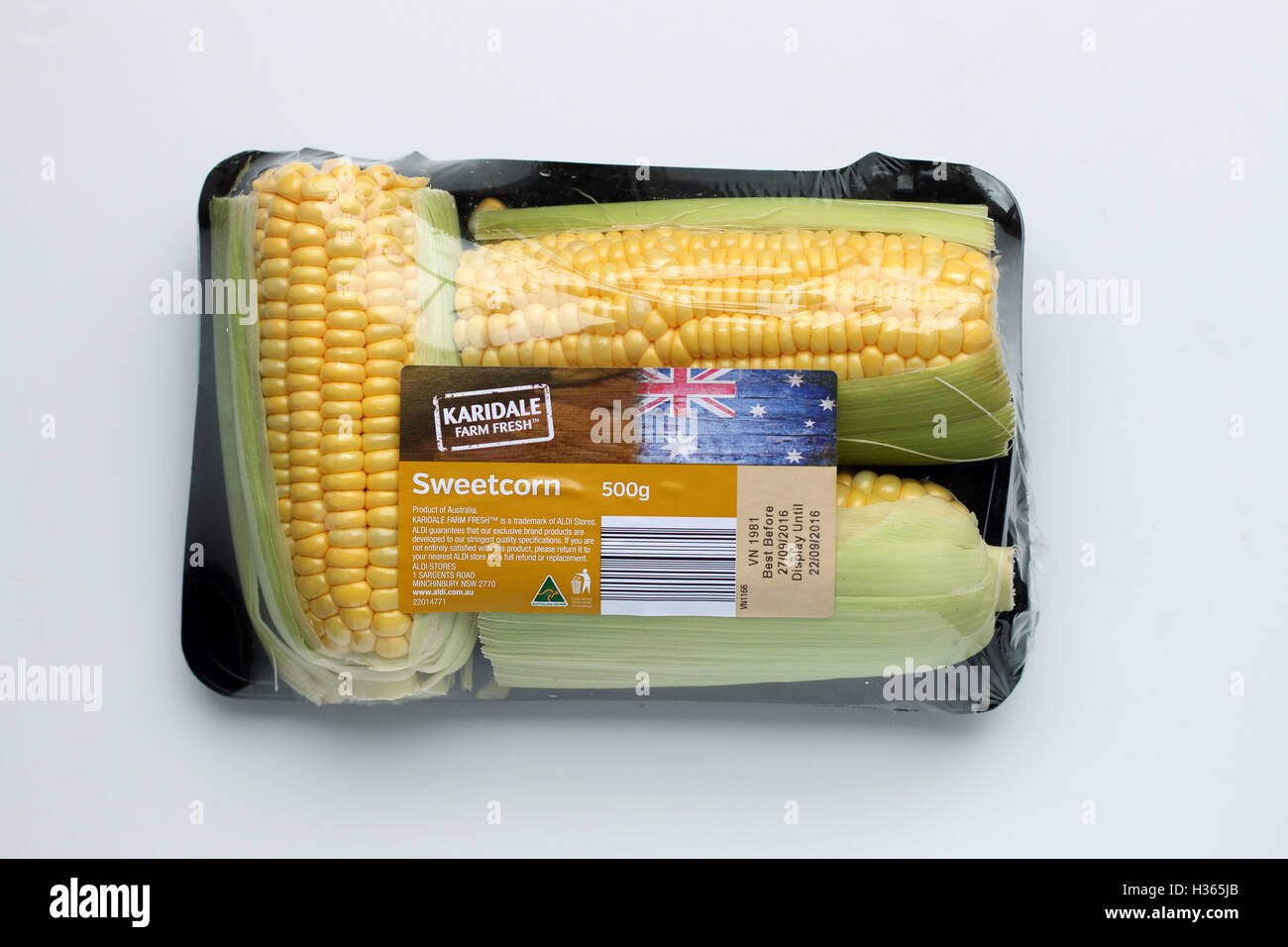 Aldi fresh sweetcorn in a pack Stock Photo Alamy