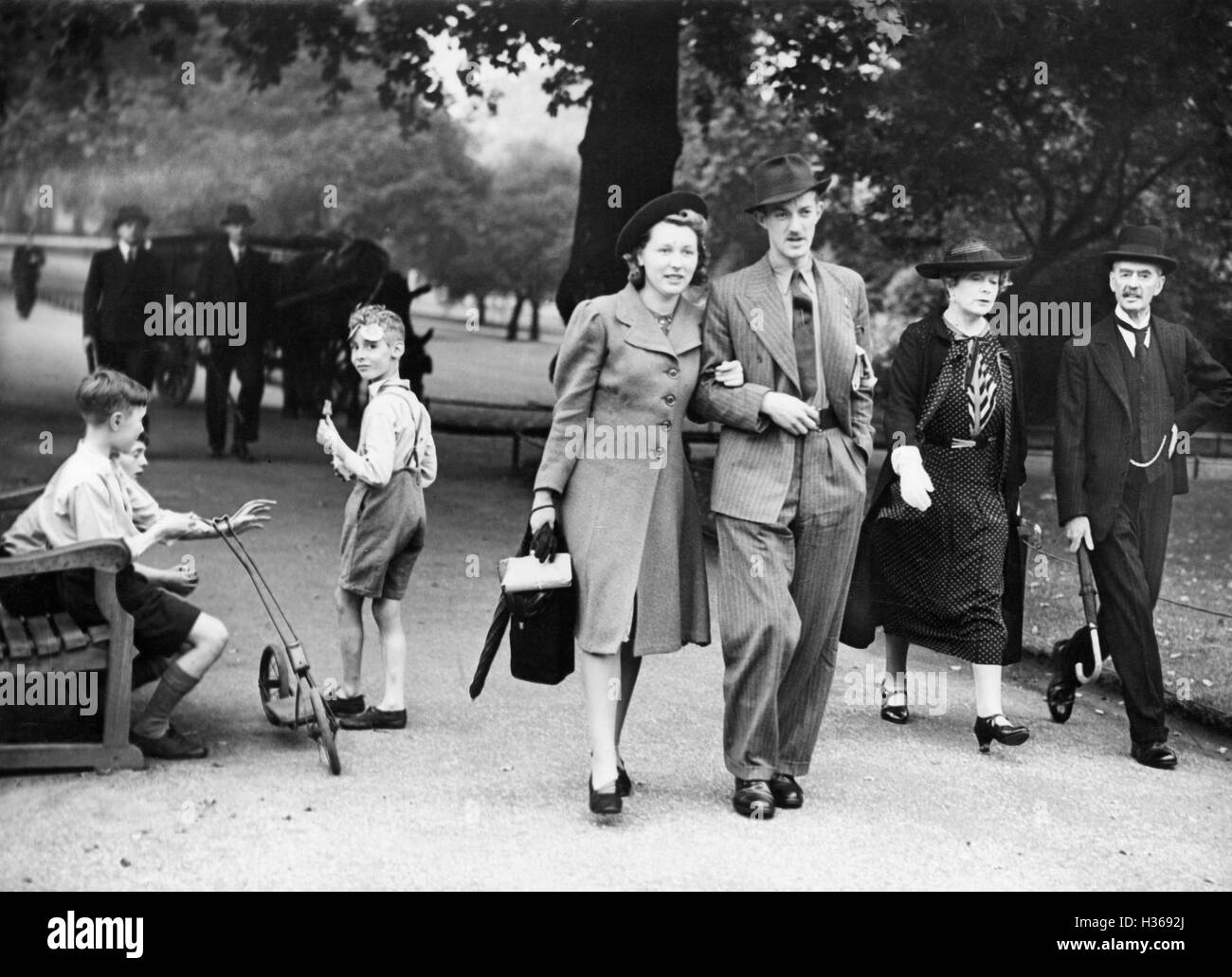 Neville chamberlain 1939 hi-res stock photography and images - Alamy
