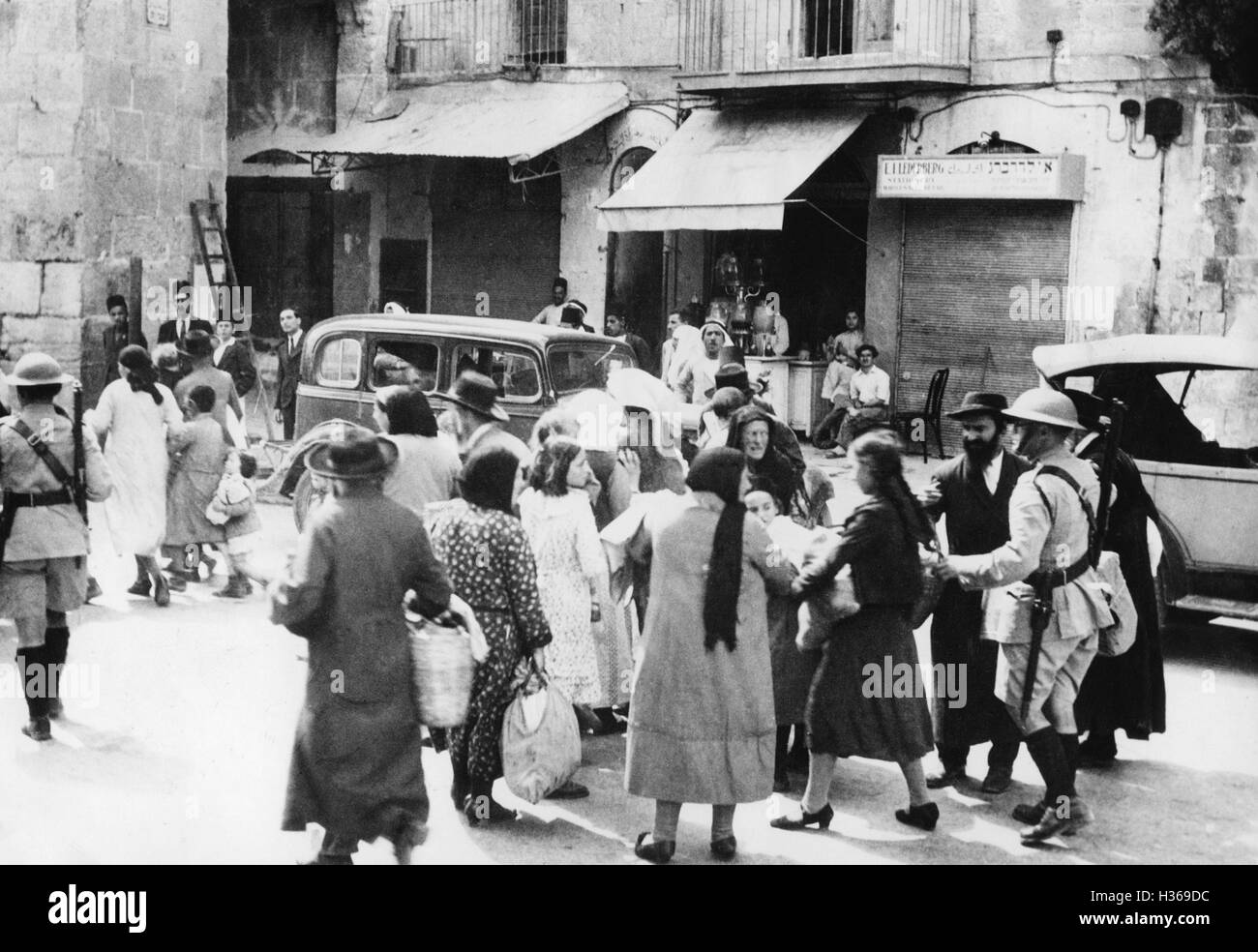 Jewish refugees in Jerusalem, 1936 Stock Photo