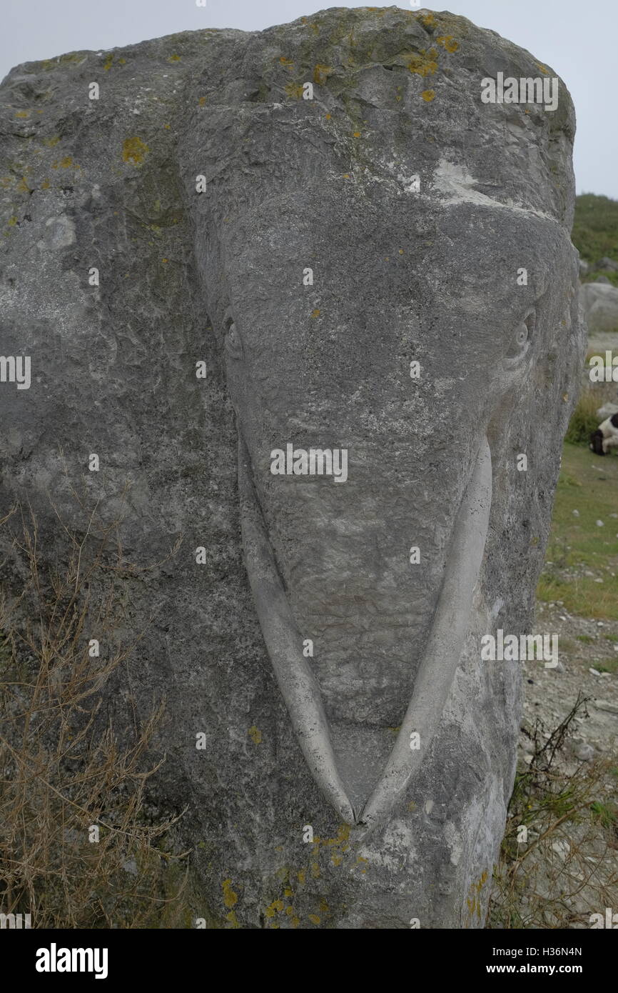 A Carving of an elephant in Portland Stone (Taut Quarry) Stock Photo