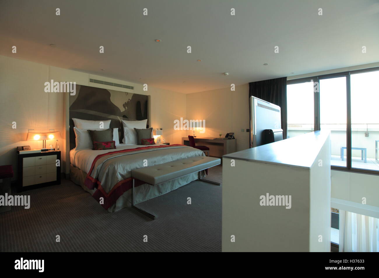 Atelier Suite  Bedroom in Mandarin Oriental Hotel Paris. Paris. France Stock Photo