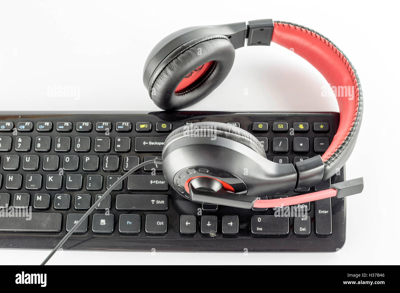 keyboard computer and headphone Stock Photo Alamy