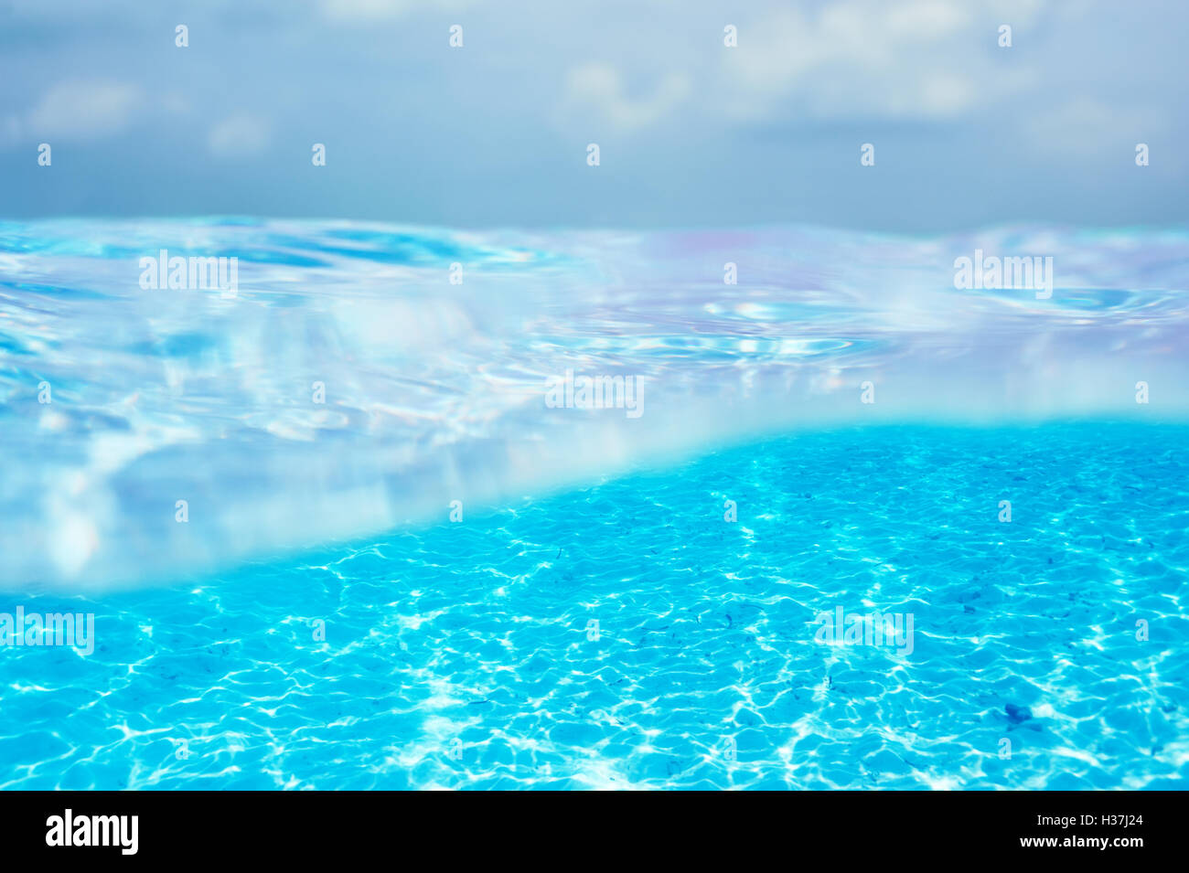 Clear ocean underwater hi-res stock photography and images - Alamy