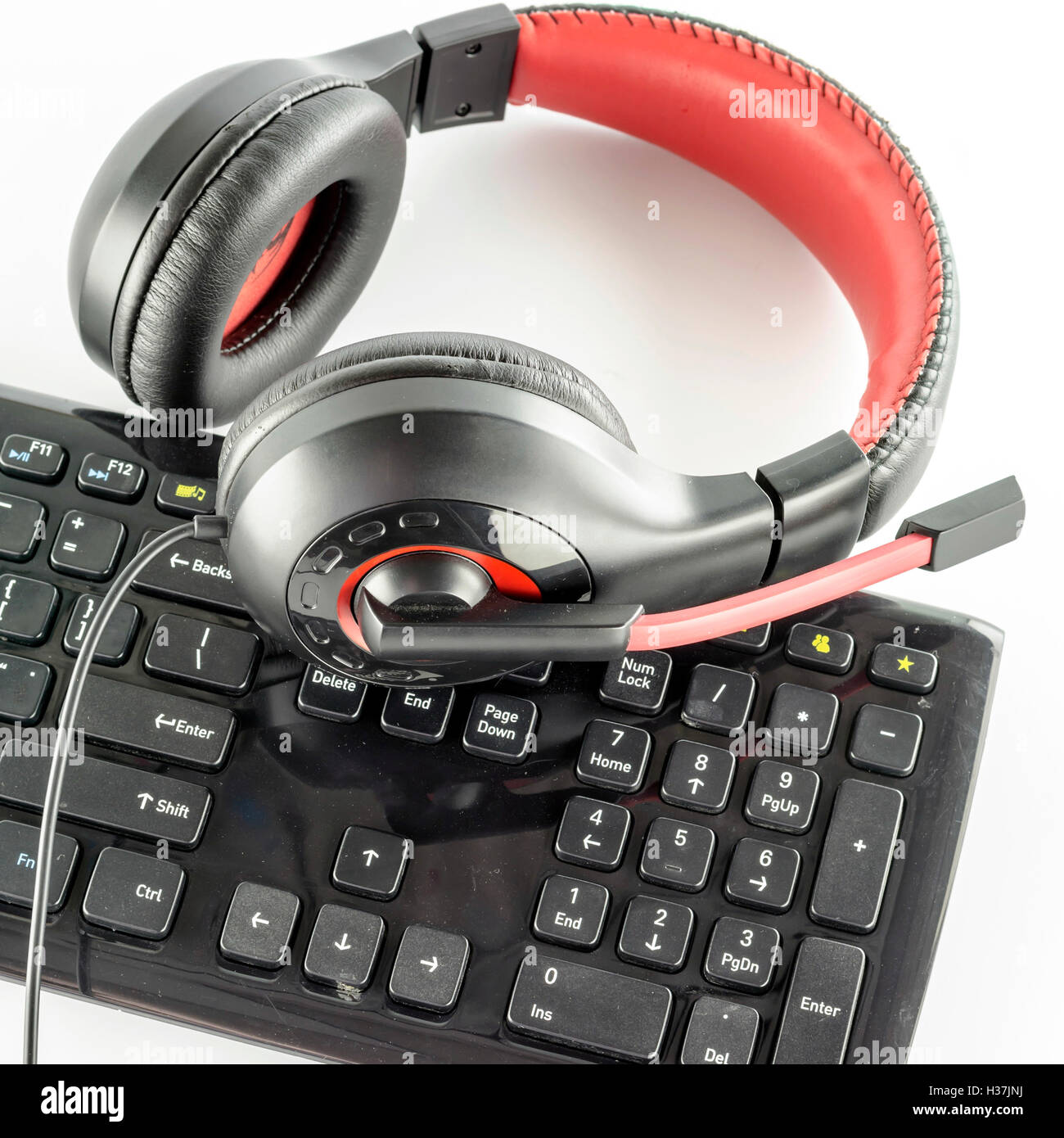 keyboard computer and headphone Stock Photo Alamy