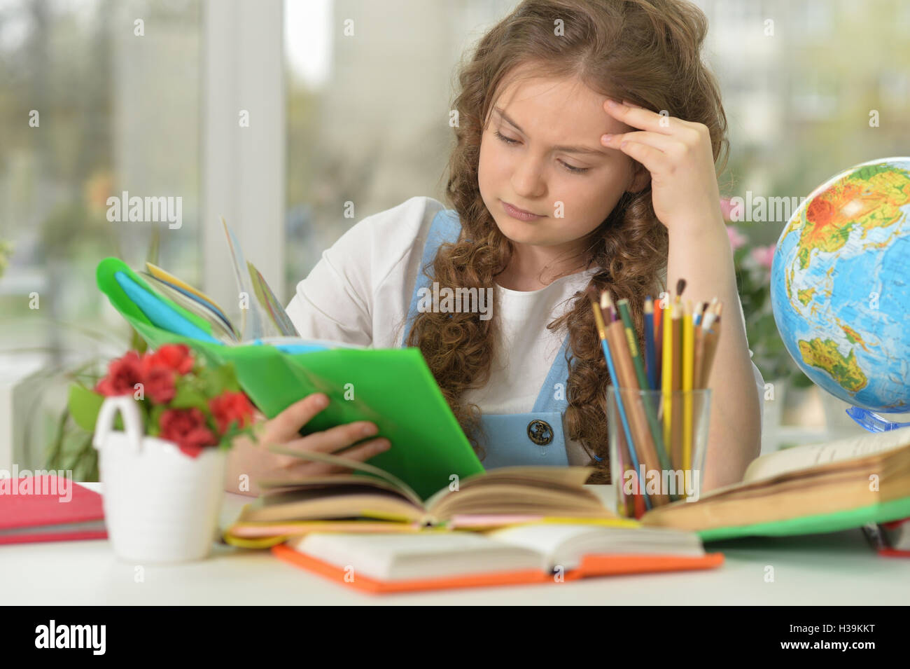 student girl with books Stock Photo - Alamy