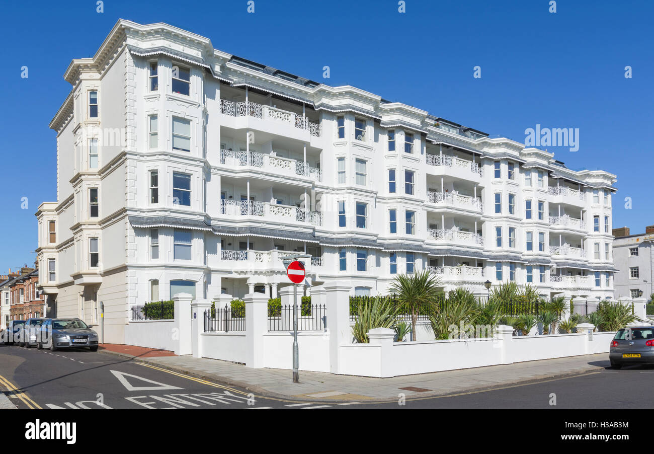 The Eardley apartment building by Roffey Homes in Marine Parade