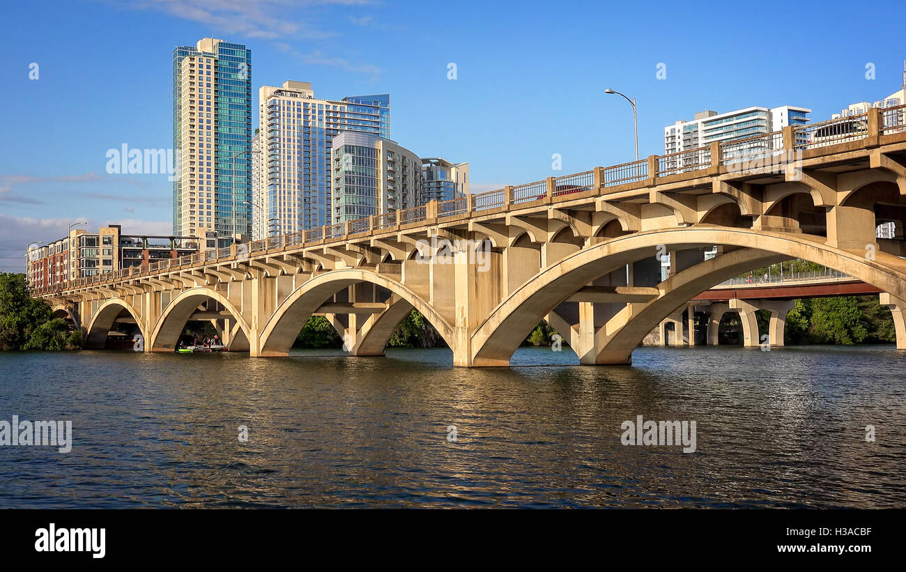 Austin city skyline and Congress Bridge over the Colorado River, Texas Stock Photo