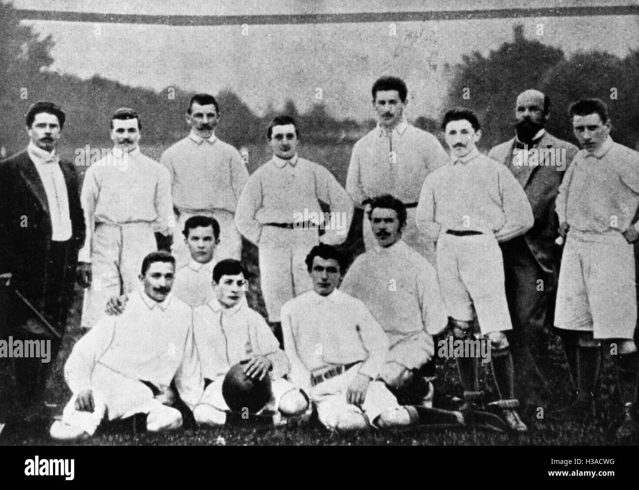 1902 football Black and White Stock Photos & Images Alamy