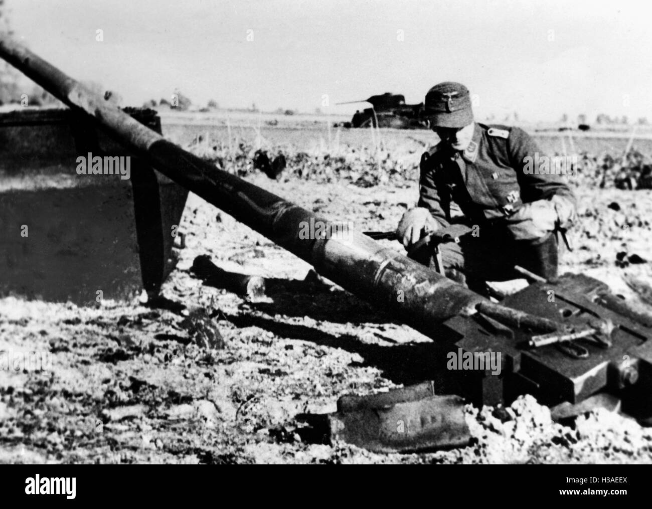 Downed T-34 during fighting in East Prussia, 1944 Stock Photo