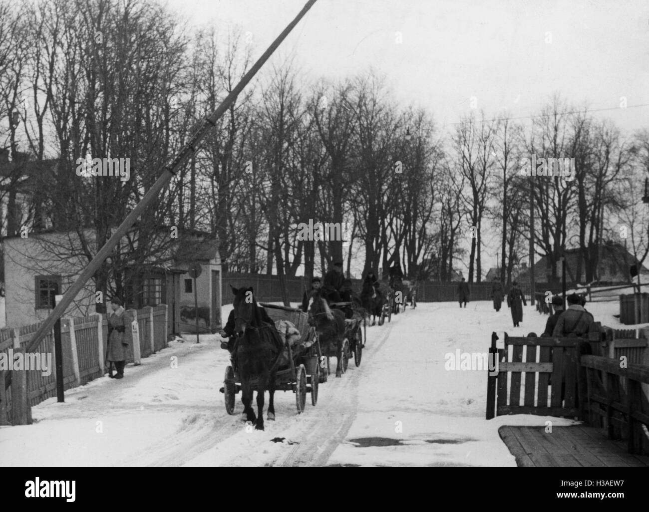 Lithuania Germans at the border at Eydtkau, 1941 Stock Photo