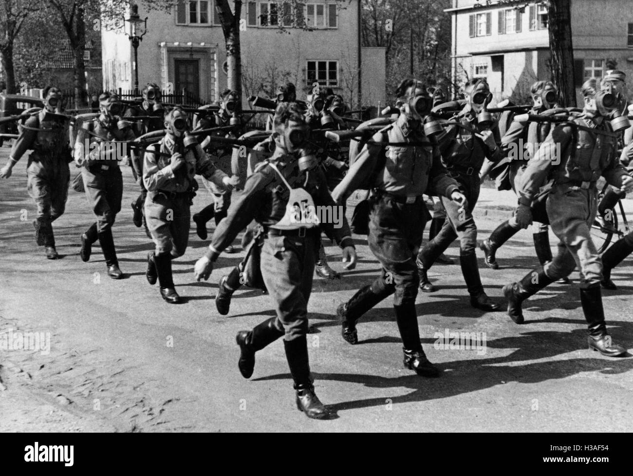 Pack march championship in Leipzig, 1938 Stock Photo