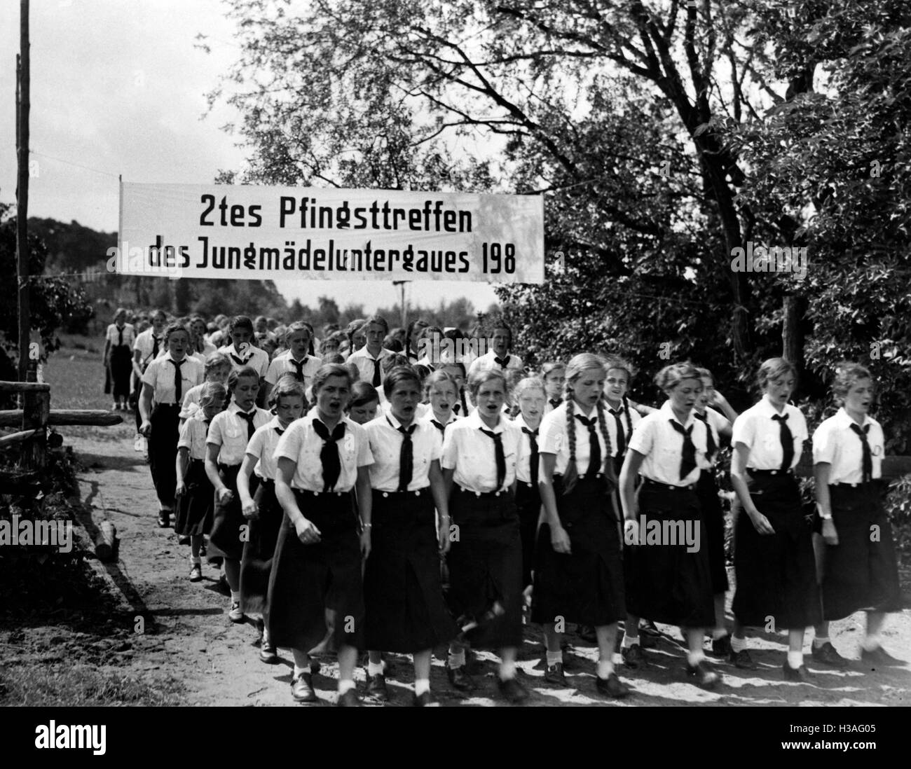 Pentecostal camp of Jungmaedel in Altglienicke, 1937 Stock Photo